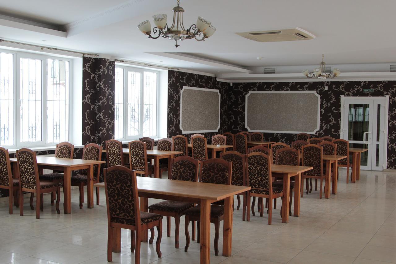 Karavan Bila Krynytsya (Rivne) Exterior foto