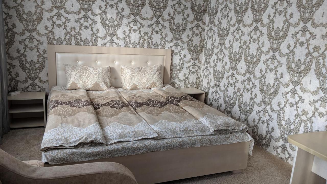 Karavan Bila Krynytsya (Rivne) Exterior foto
