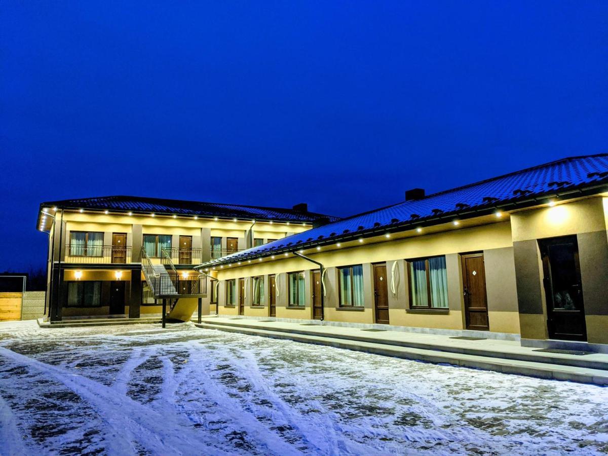 Karavan Bila Krynytsya (Rivne) Exterior foto